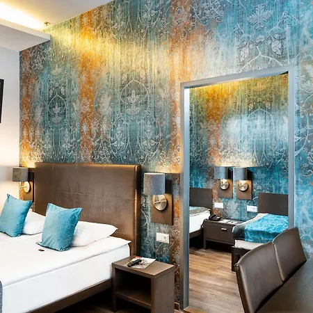 Opera Garden & Hotel 4*