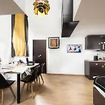 Opera Garden & Hotel 4*