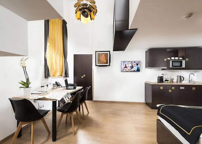 Opera Garden Hotel&apartments Hotell 4*