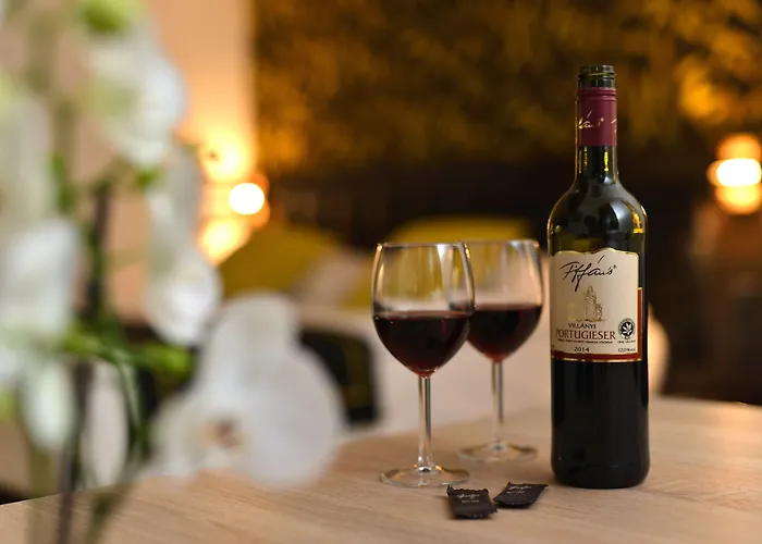 Opera Garden Hotel&apartments Hotell 4*