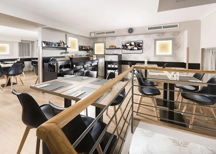 Opera Garden Hotel&apartments Hotell