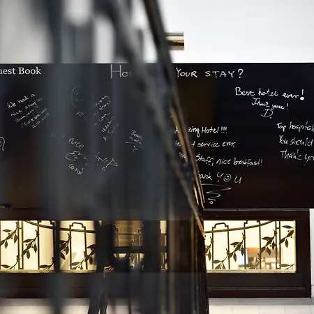 Opera Garden & Отель