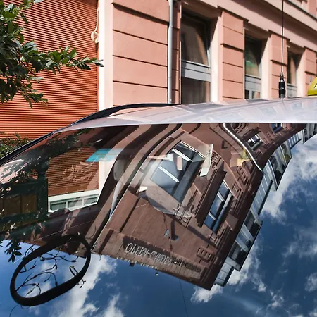 Opera Garden & Отель 4*