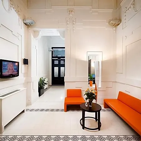 Opera Garden & Ξενοδοχείο