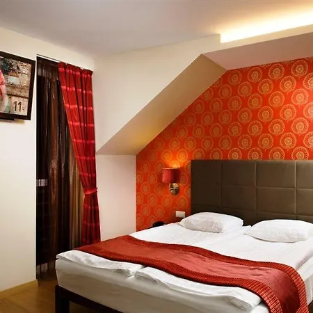 Opera Garden Hotel&apartments Hotel 4*