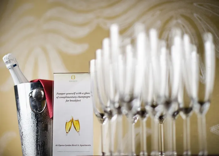 Opera Garden & Hotel