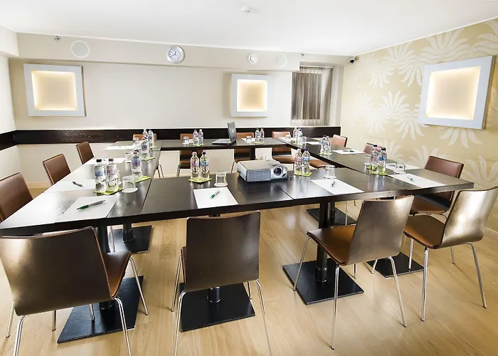 Opera Garden & Hotel 4*