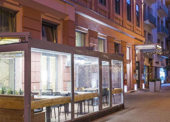 Opera Garden & Hotel 4*