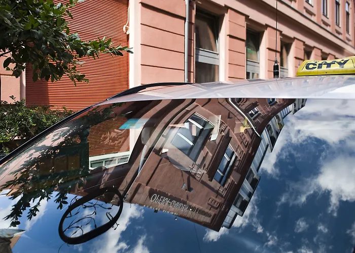 Opera Garden & Hotel 4*