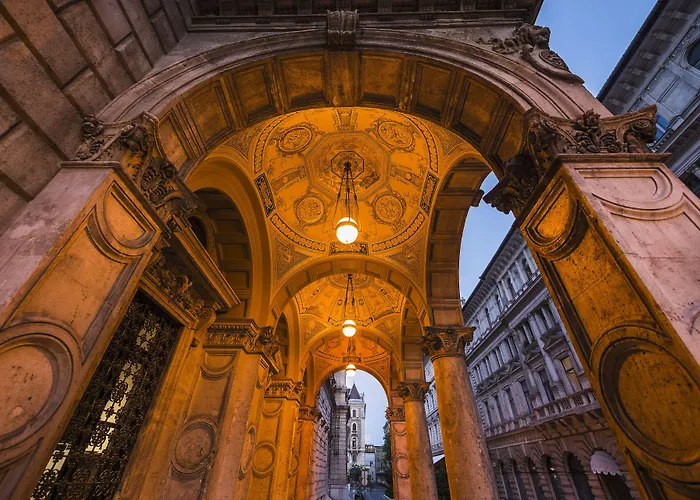 Opera Garden & Hotel