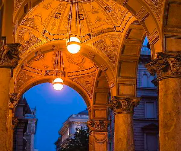 Opera Garden & Hotel Budapest