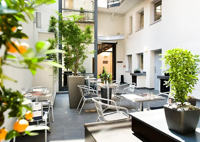 Hotell Opera Garden Hotel&apartments 4*